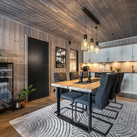 Modern Ski-inn-ski-out With Sauna, *