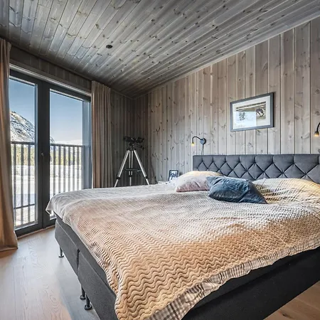 Modern Ski-inn-ski-out With Sauna,